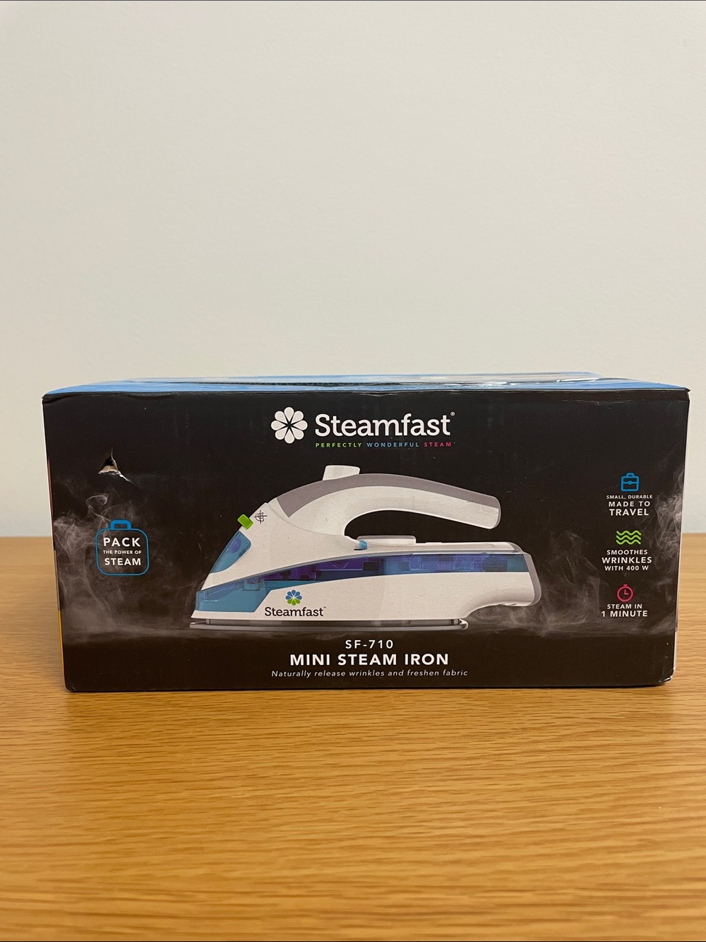 SF-710 Mini Steam Iron - White and Blue